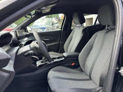 Peugeot-2008-8